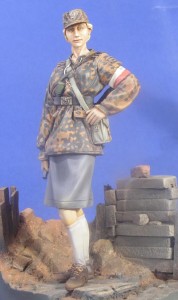 figurka - warszawa 1944